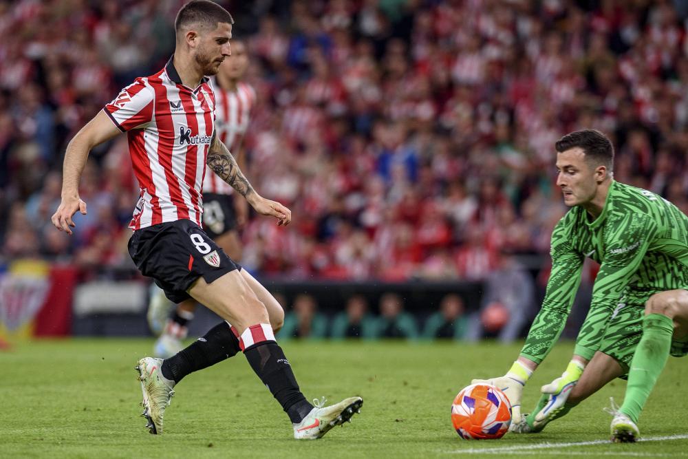 里程碑之战，麦肯尼迎来尤文生涯第200次出场